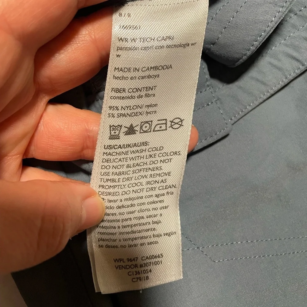 Eddie Bauer Women's Rainier Capri pants in a blue/gray color. Size 8. - Picture 10 of 13